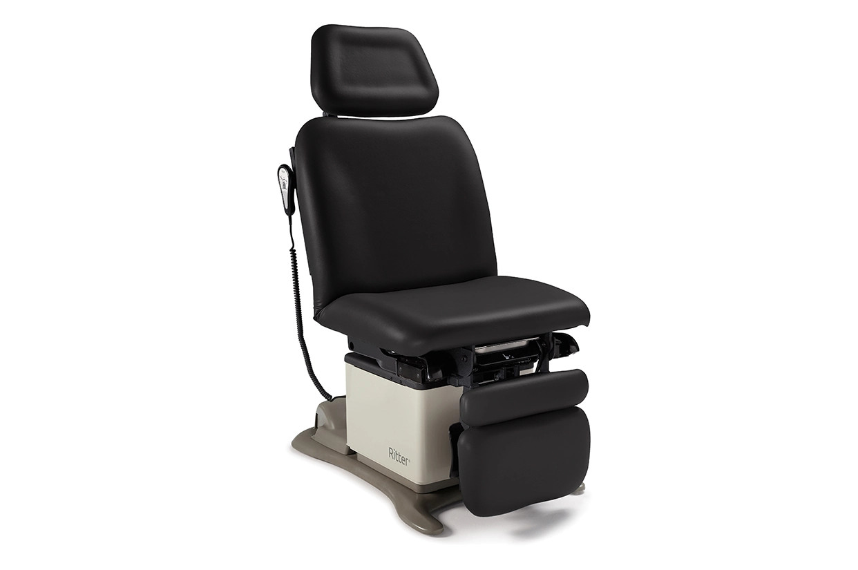 Can the position of the Ritter 230 chair be adjusted?